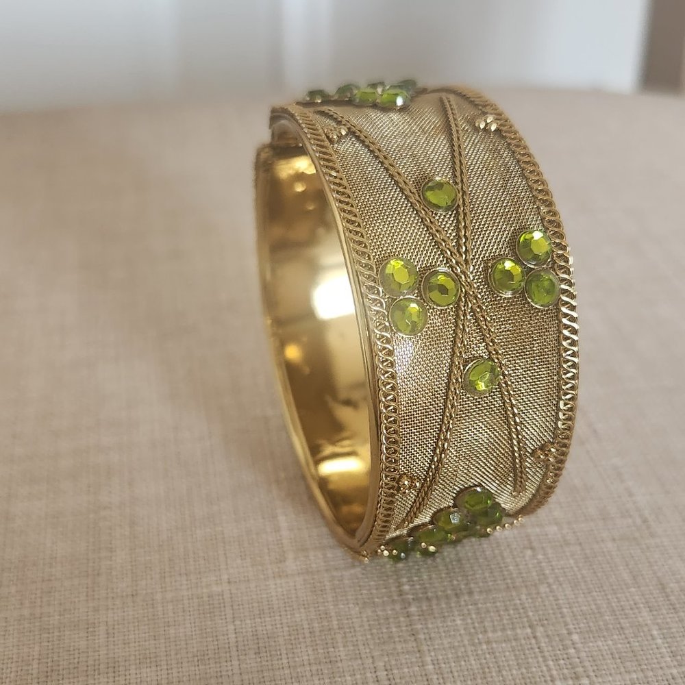 Green Rhinestone Gold Tone arm band Bangle Hinged Bracelet